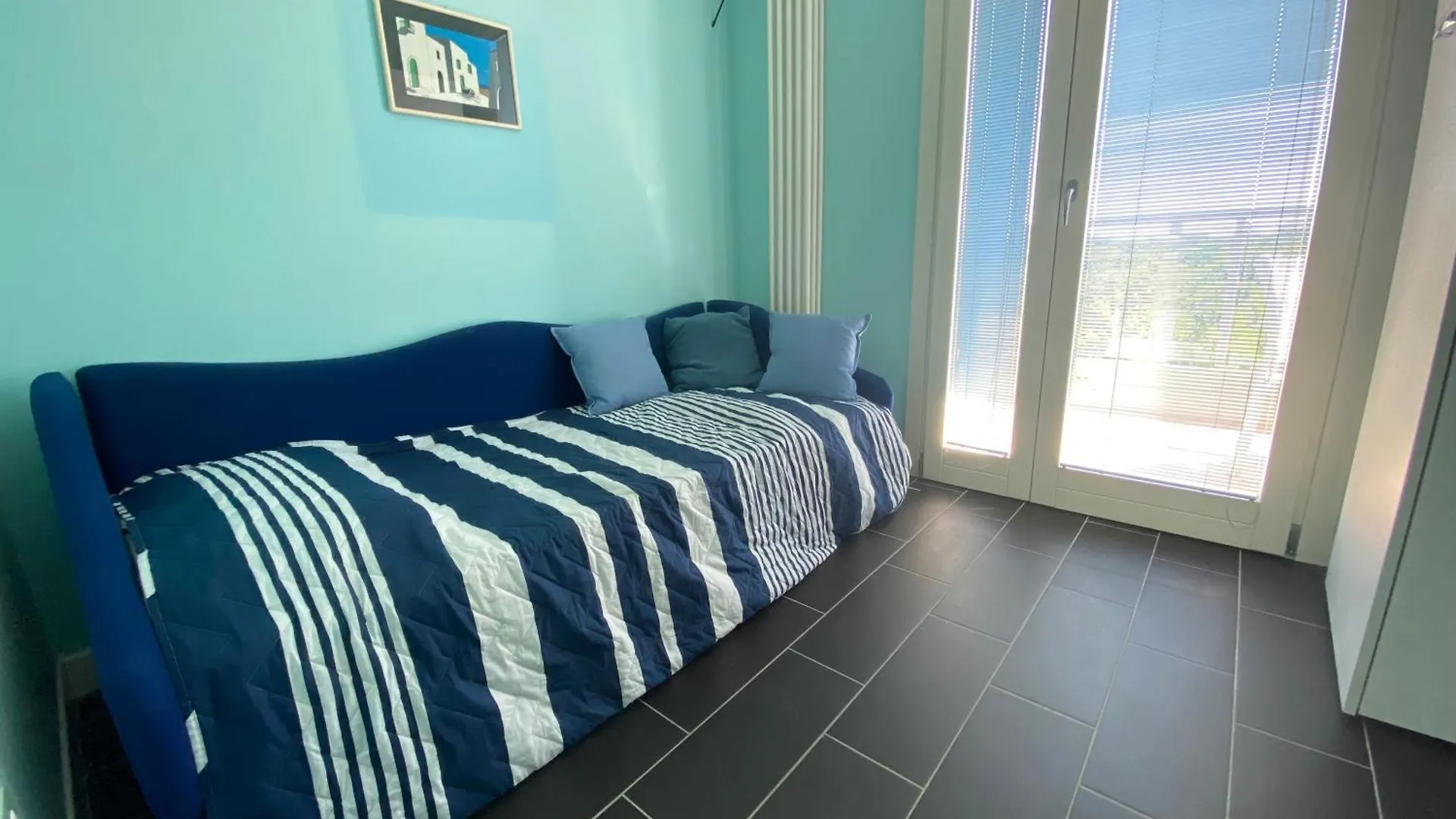 Attico Onda Blu Vista Mare - Acqua - A 150Mt Dalla Spiaggia Lido di Jesolo 0*,  İtalya